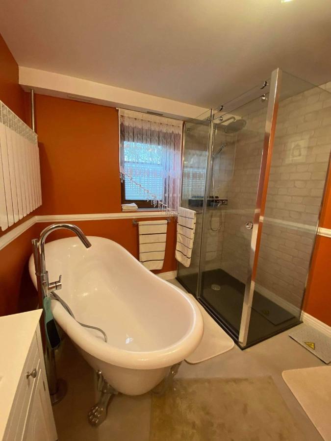 Apartamenty U Basi Leśnica Exteriör bild